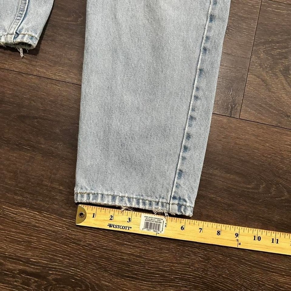 Vintage women's Levi's 550 light wash high rise tapered denim jeans pants - Picture 7 of 8
